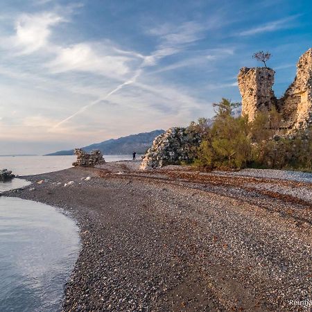 Kuca Za Odmor Jelena Villa Starigrad Paklenica Buitenkant foto