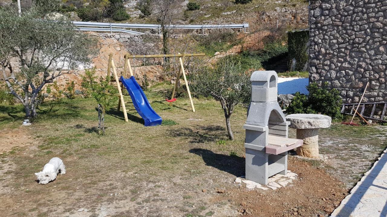 Kuca Za Odmor Jelena Villa Starigrad Paklenica Buitenkant foto